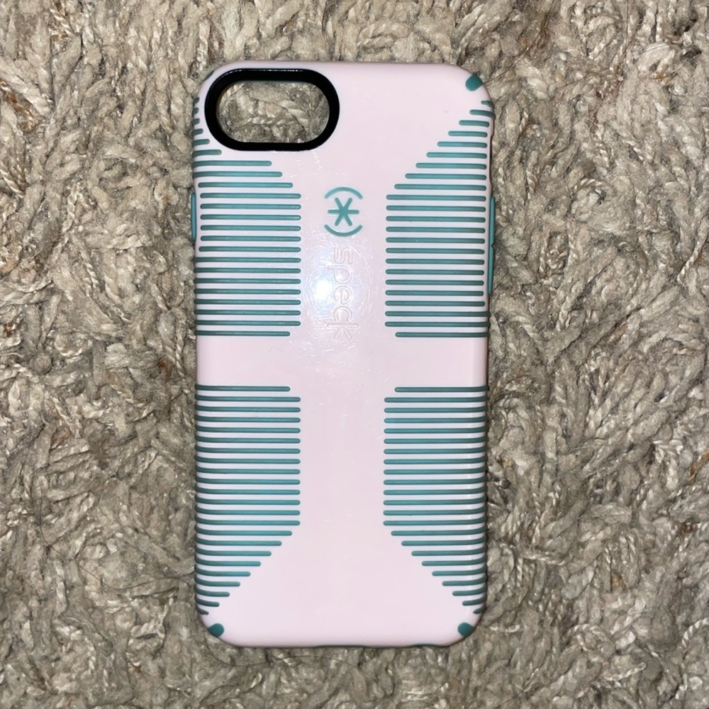 iphone 6/7/8 Speck case